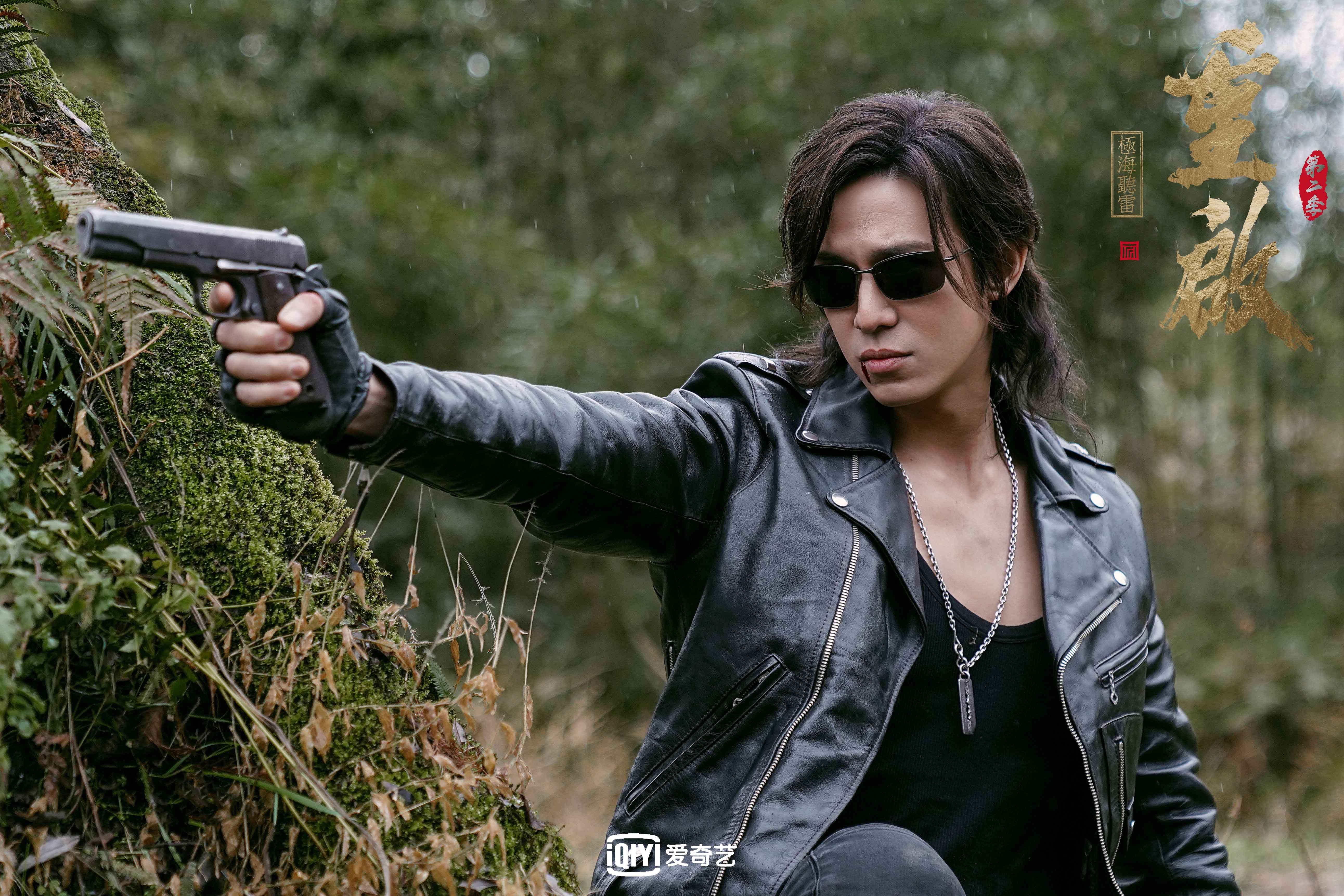 九游娱乐官网 (jiuyou)-沸腾的现场：球迷热情高涨，助威声不断，沸腾的中文