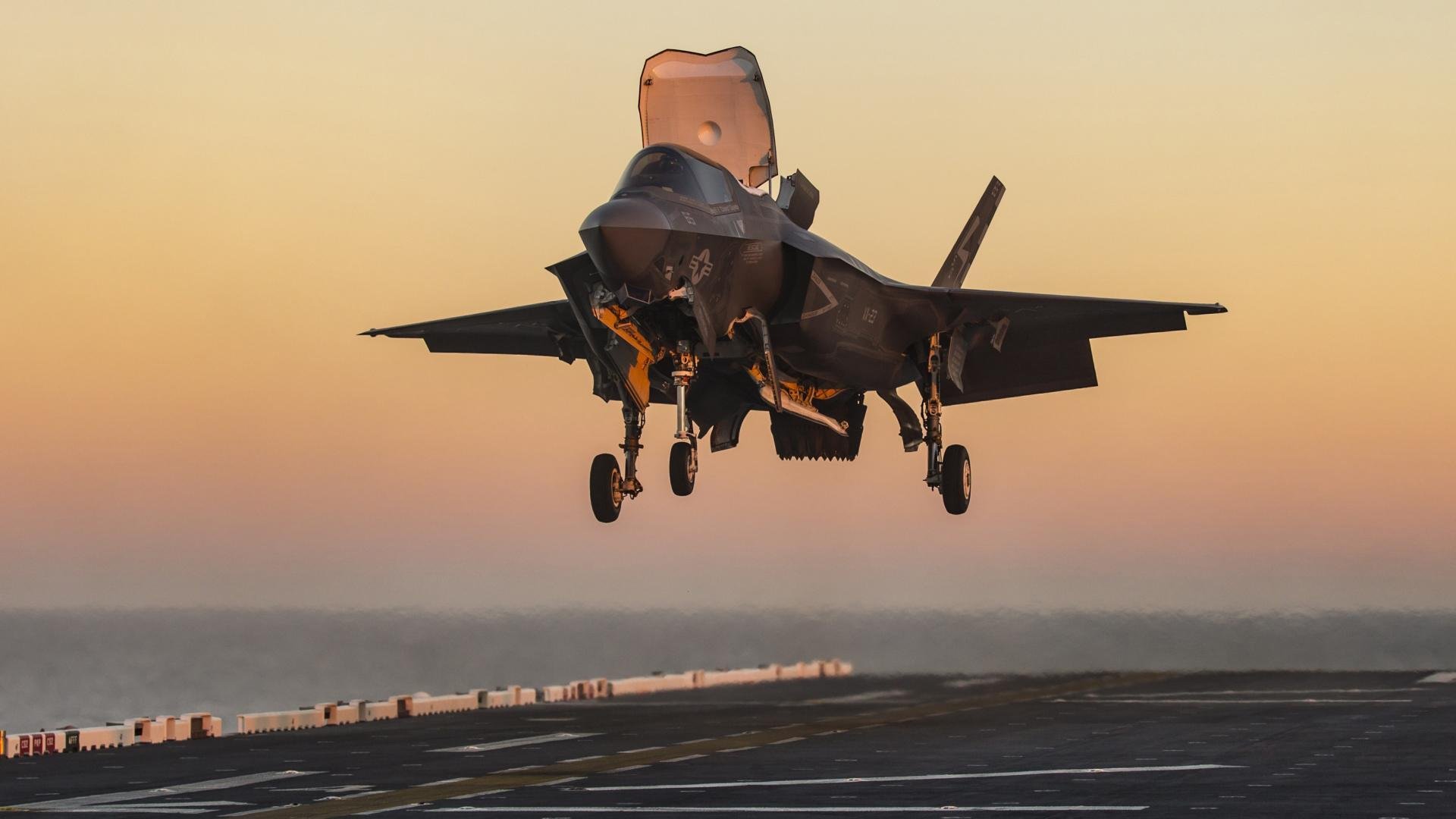 九游登录中心-“中国泳坛新星彭尤：蝶泳自由泳双项进步神速”